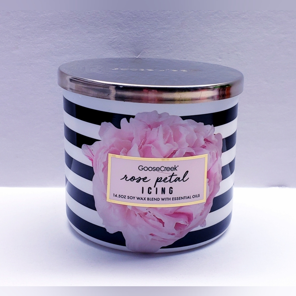 Goose Creek ROSE PETAL ICING Large 3-Wick Candle, 14.5 oz